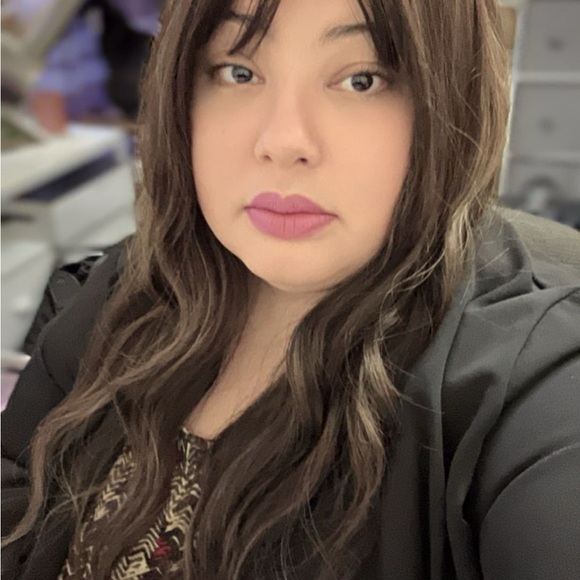 Meet your Posher, Adi - Picture 5 of 13